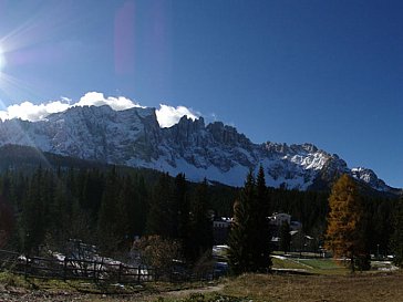 Ferienwohnung in Karersee-Welschnofen - Blick zum Latemar