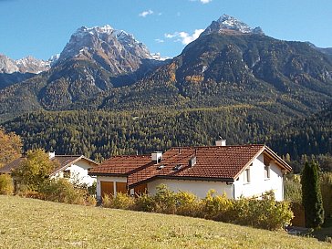 Ferienwohnung in Scuol - Foto aus Sicht oberhalb.