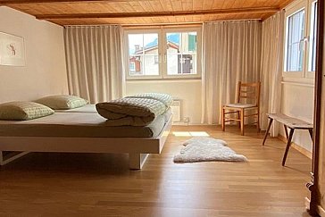 Ferienwohnung in Schwanden - Schlafzimmer 1