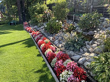 Ferienwohnung in Vira-Gambarogno - Garten