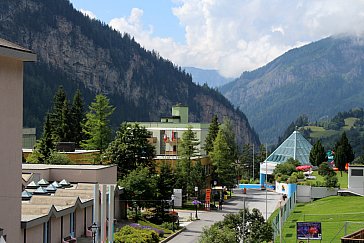 Ferienwohnung in Leukerbad - Aussicht nach Süden (Leukerbad Therme)