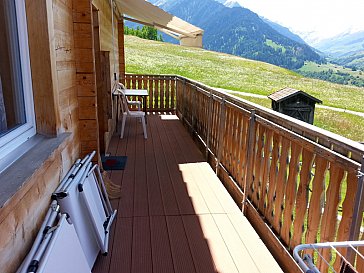 Ferienhaus in Camuns - Haus Siemi: Balkon