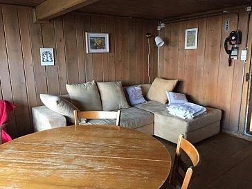 Ferienhaus in Iseltwald - Wohnzimmer