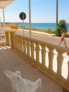 Ferienhaus in Marina di Mancaversa - Balkon mit Meerblick 2