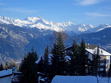 Ferienwohnung in Crans-Montana - Aussicht von der Terrasse