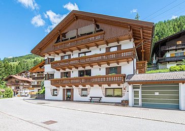 Ferienwohnung in Sexten, Sesto - Residence Floralp