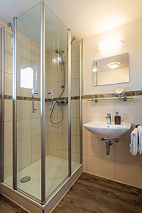 Ferienwohnung in Bad Hindelang - Dusche/WC