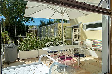 Ferienwohnung in Kapstadt-Constantia - Junior-Suite Pinotage - View to Terrace