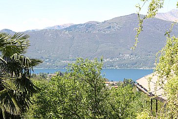 Ferienwohnung in Porto Valtravaglia - See- und Bergsicht