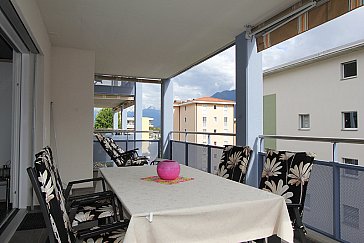 Ferienwohnung in Losone - Balkon mit Bakonmöbel