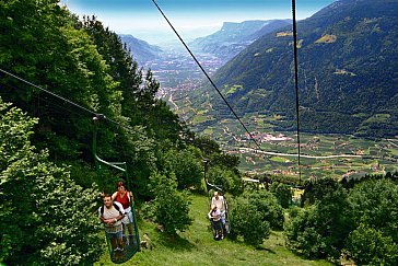 Ferienwohnung in Algund - Korblift zum Meraner Hoehenweg