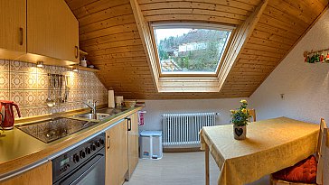 Ferienwohnung in Münstertal - Küche - Wohnung im Dachgeschoss
