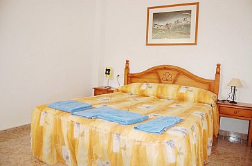 Ferienhaus in Riomar, Riumar - Schlafzimmer 4 mit Blick auf`s Meer