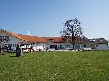 Ferienwohnung in Bodolz - Sonnenhalde mit Spiel- und Liegewiese