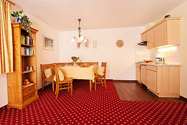 Ferienwohnung in Hirschegg - Essbereich mit offener Küche