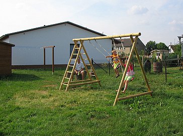 Ferienwohnung in Saal OT Neuendorf - Spielplatz