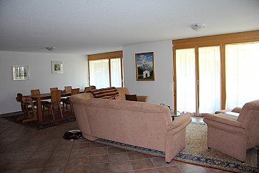 Ferienwohnung in Grächen - Wohn-Esszimmer