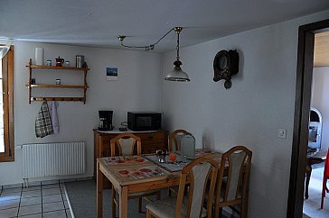 Ferienwohnung in Rüti - Esstisch küche