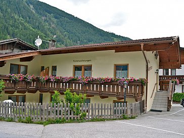 Ferienhaus in Neustift im Stubaital - Aussenansicht