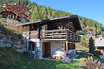 Ferienhaus in Grimentz - Das Chalet im Sommer