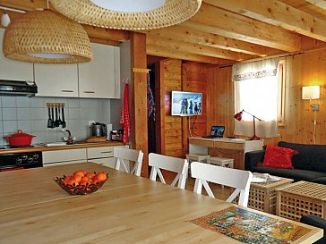 Ferienhaus in Blatten-Belalp - Der gemütliche Wohnraum