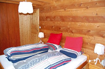 Ferienhaus in Blatten-Belalp - Blick in die Schlafzimmer