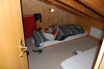 Ferienhaus in Blatten-Belalp - Schlafzimmer im DG