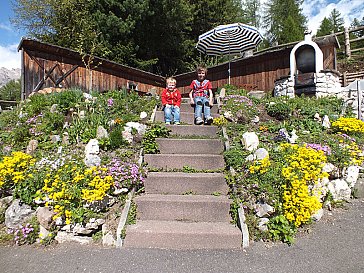 Ferienwohnung in Wolkenstein in Gröden - Terrasse mit Grill