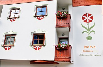 Ferienwohnung in Wolkenstein in Gröden - Fassade