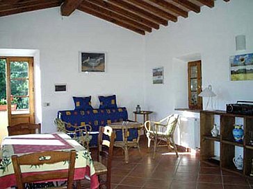 Ferienhaus in Montieri - Wohnküche mit bequemer Doppelschlafcouch
