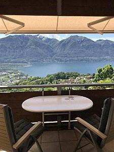 Ferienwohnung in Contra - Terrasse mit Aussicht auf Lago Maggiore