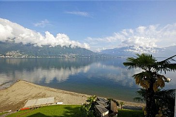 Ferienwohnung in Zenna - Balkonsicht mit Strand