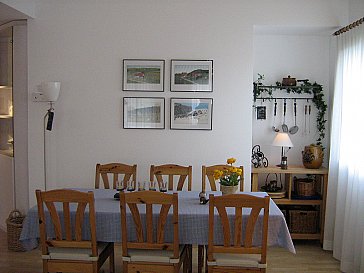 Ferienwohnung in Flims - Esstisch