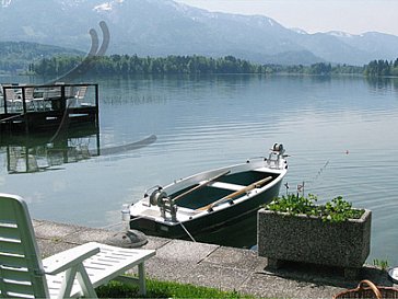 Ferienwohnung in Egg am Faaker See - Ferienwohnungen Mistelbauer DIREKT am See Wasser
