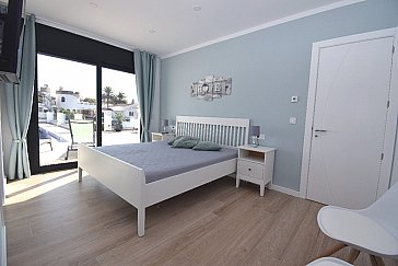 Ferienhaus in Ampuriabrava - Suite mit Doppelbett, Klima, SAT-TV