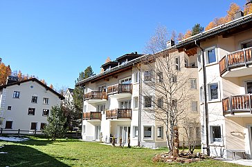 Ferienwohnung in Sils-Maria - Aussenansicht Haus Semnadur