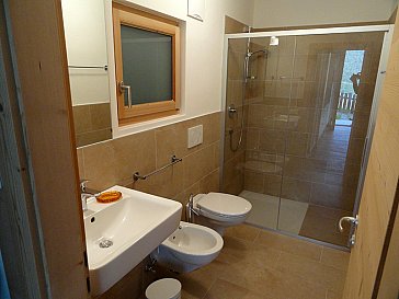 Ferienwohnung in Karneid - Bad WC Buche