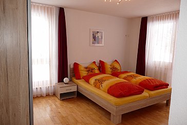 Ferienwohnung in Saas-Almagell - Doppelschlafzimmer 1