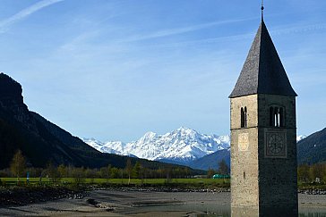 Ferienwohnung in Reschen - Der berühmte versunkene Kirchturm