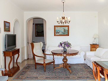 Ferienhaus in Lugano - Wohn-Esszimmer Nord