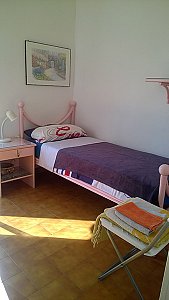 Ferienhaus in Sabaudia - Kinderzimmer mit 2 Einzelbetten