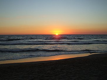 Ferienhaus in Sabaudia - Sonnenuntergang im Meer