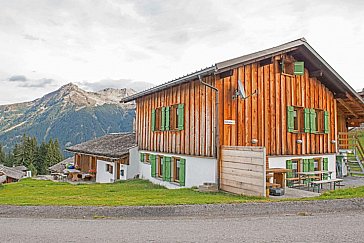 Ferienhaus in Garfrescha - Das Ferienhaus in schöner Lage