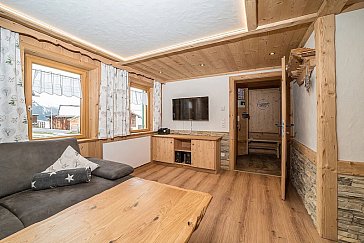 Ferienhaus in Garfrescha - Wohnraum mit TV