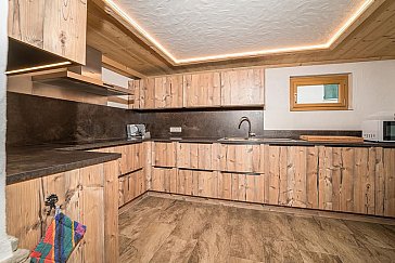 Ferienhaus in Garfrescha - Gut ausgestattete Küche