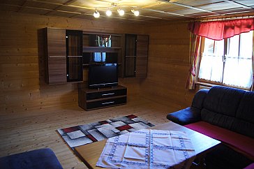 Ferienwohnung in Strengen - Wohnzimmer