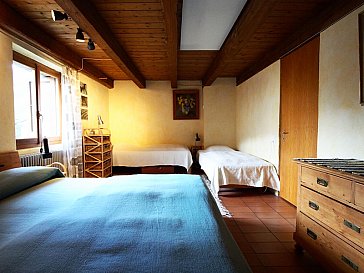 Ferienhaus in Aurigeno - Schlafzimmer 1 - mit 4 Betten