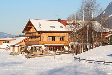 Ferienwohnung in Ofterschwang - Aussenfoto Winter