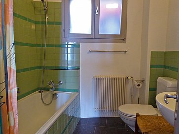 Ferienwohnung in Locarno-Muralto - Badezimmer