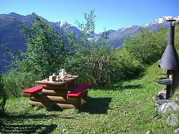 Ferienhaus in Hérémence-Les Masses - Frühstück draussen